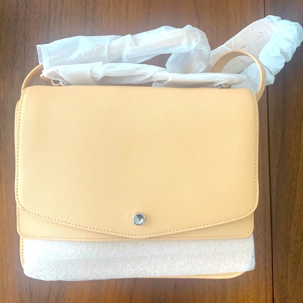 NWT Elizabeth and James Eloise Shoulder Bag